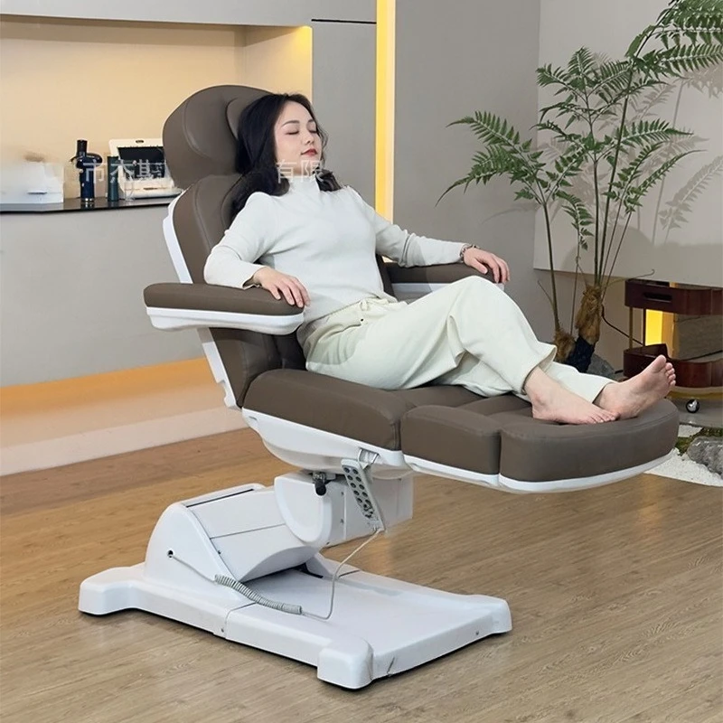 

Электрическая косметологическая кушетка поворачивается на 180 градусов, полностью раскладывается, регулируется по высоте, подходит для наращивания ресниц и татуажа.