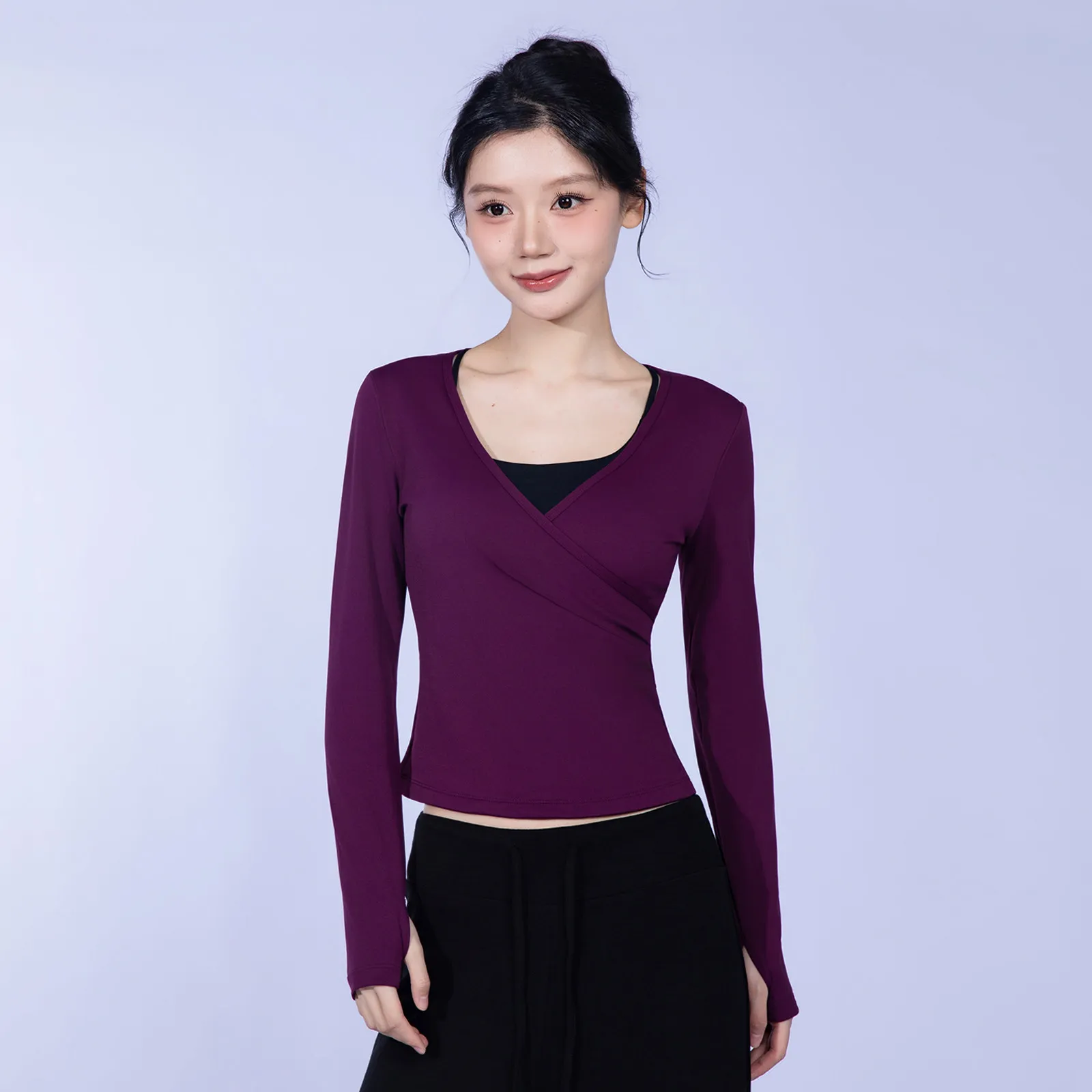 Damen Sport-Langarmshirt mit V-Ausschnitt, 2026 Neu, Tailliert, Schlankmachend, Pilates, Schnelltrocknend, Yoga-Bekleidung, T-Shirt, Bluse – Detail 3