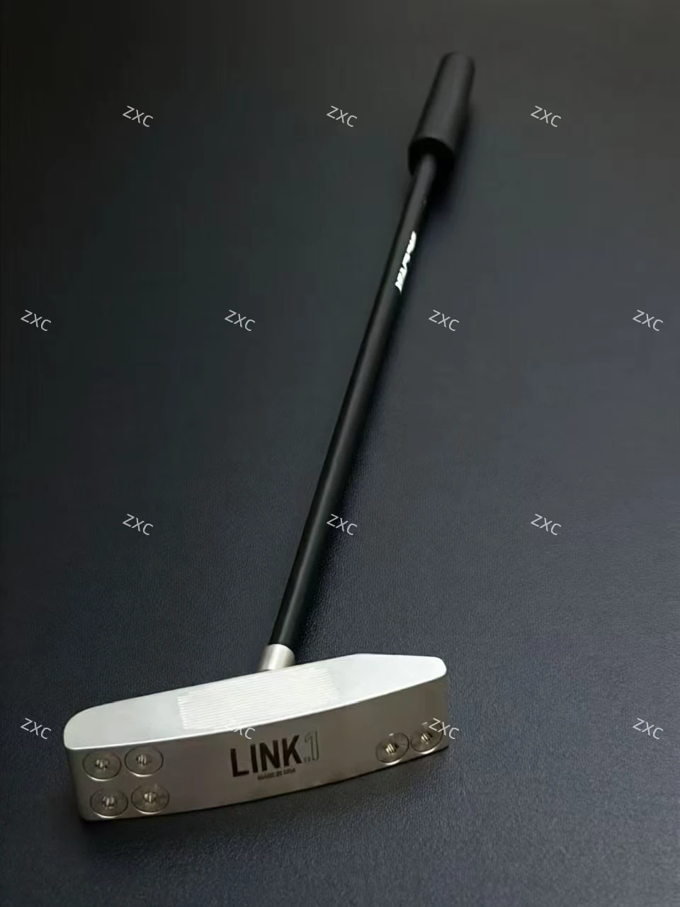 Link. 1 Golf Putter, Straight Rod, Zero Torque Surface, Automatic Aiming Head, Equipped with Accra Graphite Rod, with Top Cover