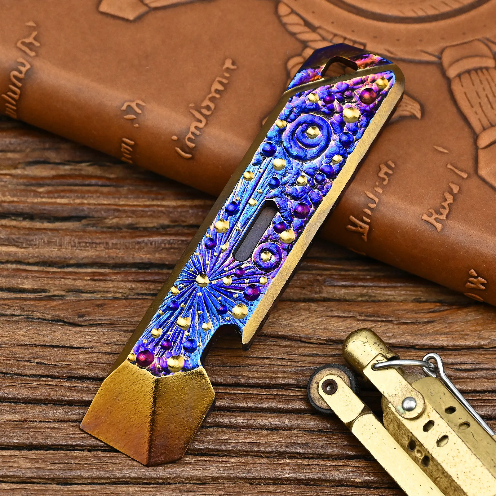 Starry Sky Limited Edition Hand Carved Titanium Alloy Multi-Function EDC Tool Screwdriver Crowbar Bottle Opener Outdoor Gear