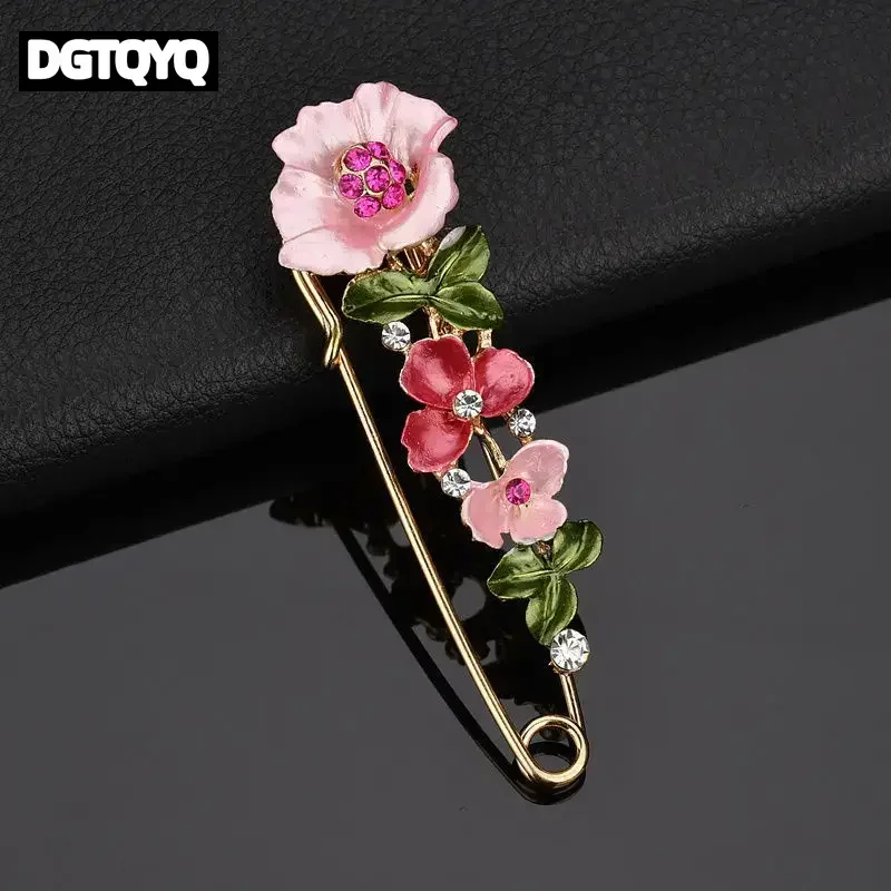 Sweet Flower Shape Lapel Pin Inlaid Shiny Rhinestones Brooches All-match Versatile Corsage Accessories