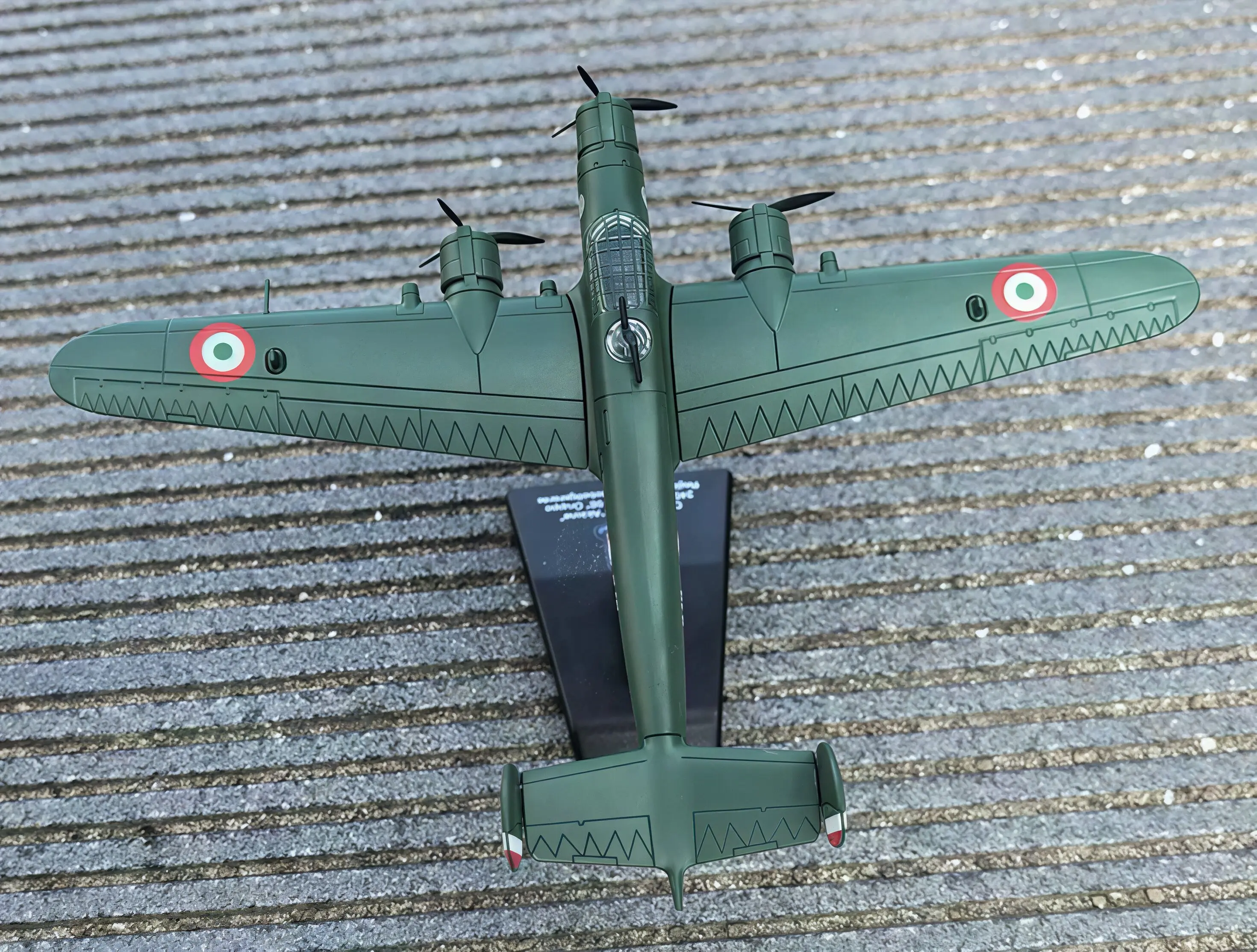 1:144 Scale Italian Z.1007 Bomber Alloy Aircraft Models Diecast Airplanes For Aviation Enthusiast Gift Static Display With Stand