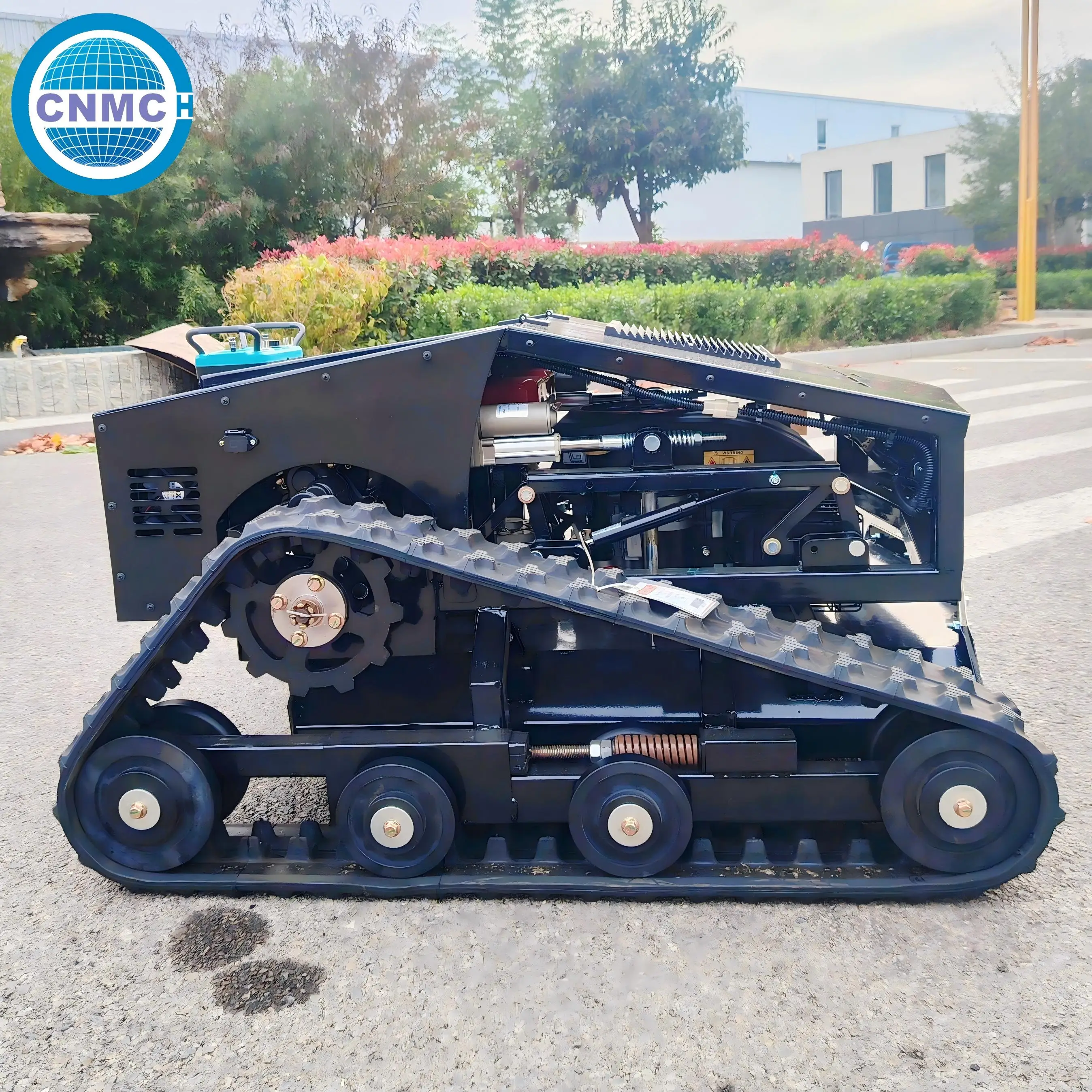 CNMC Lawn Mower Robot Lawn Mower Safety Auto-Stop Blade Remote Control Brushcutter Grass Cutter Customized Easy to Operate