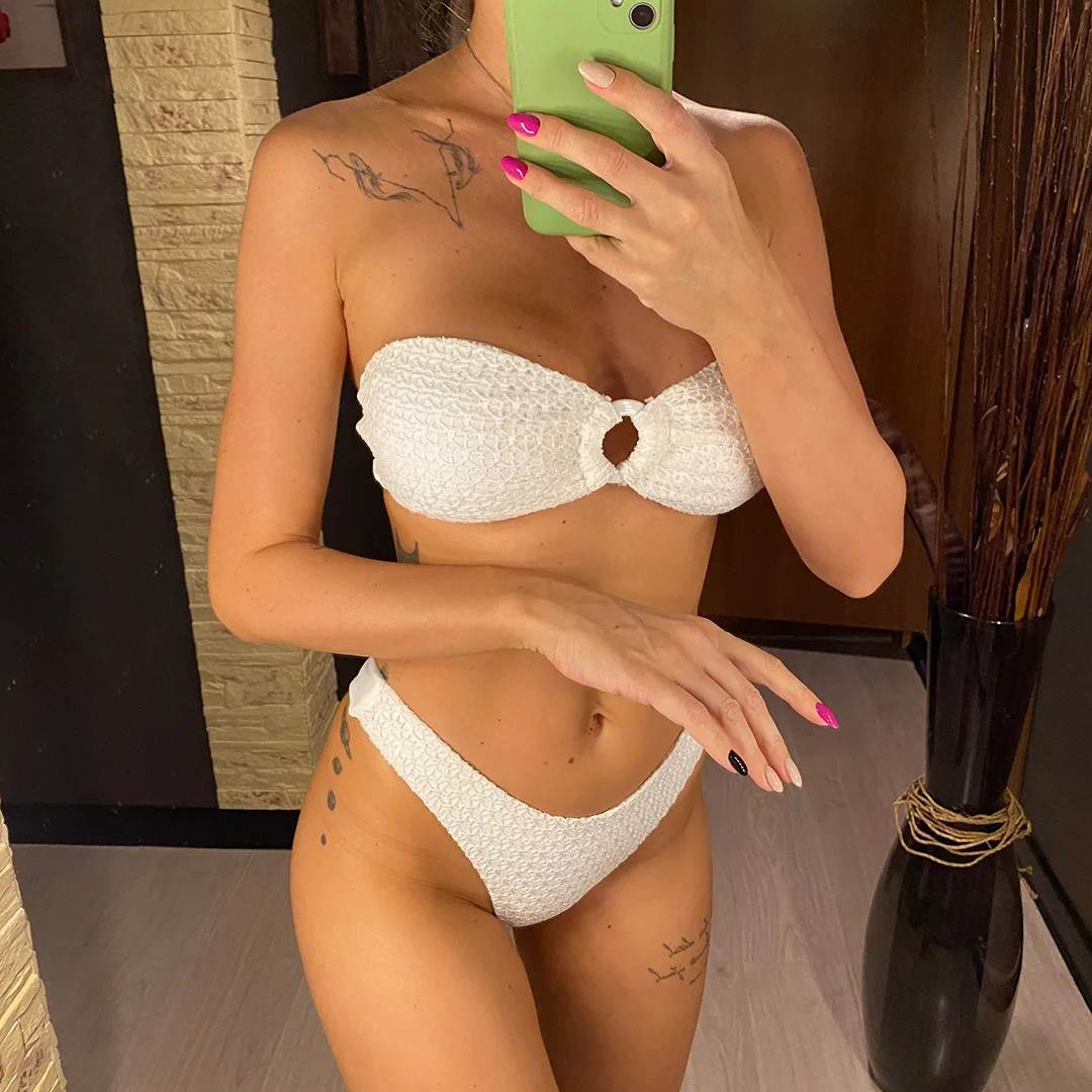 Gefalteter Bandeau-Bikini mit hohem Beinausschnitt, Damen-Badebekleidung, zweiteiliger Bikini-Set, trägerloser Badeanzug, Badeanzug, Schwimmanzug V3367 – Detail 5