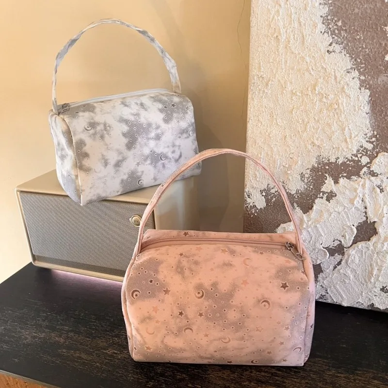 female-cosmetic-pouch-large-capacity-makeup-bag-travel-toiletry-organizer-portable cosmetic-bag-new-bath-washing-handbags