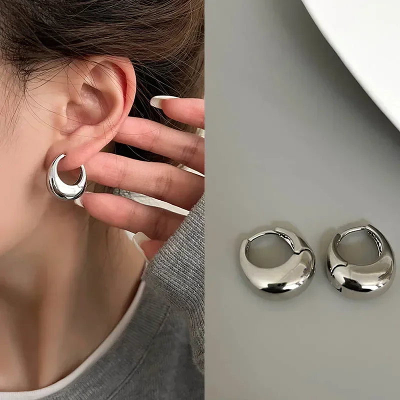 Punk Oval Hoop Earrings Metallic Geometric Ear Buckle Minimalist Style U-shaped Ear Buckle Daily Life Earring Accessories K1