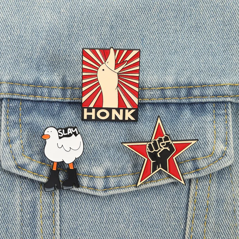 

Cartoon Commemorative Badge Music Series Enamel Pins cute Animal Big White Goose Shaped alloy drip oil brooch