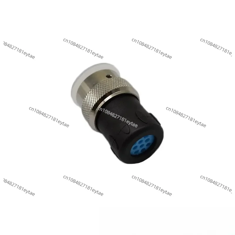 nouveau-connecteur-d'energie-118-1026-0005