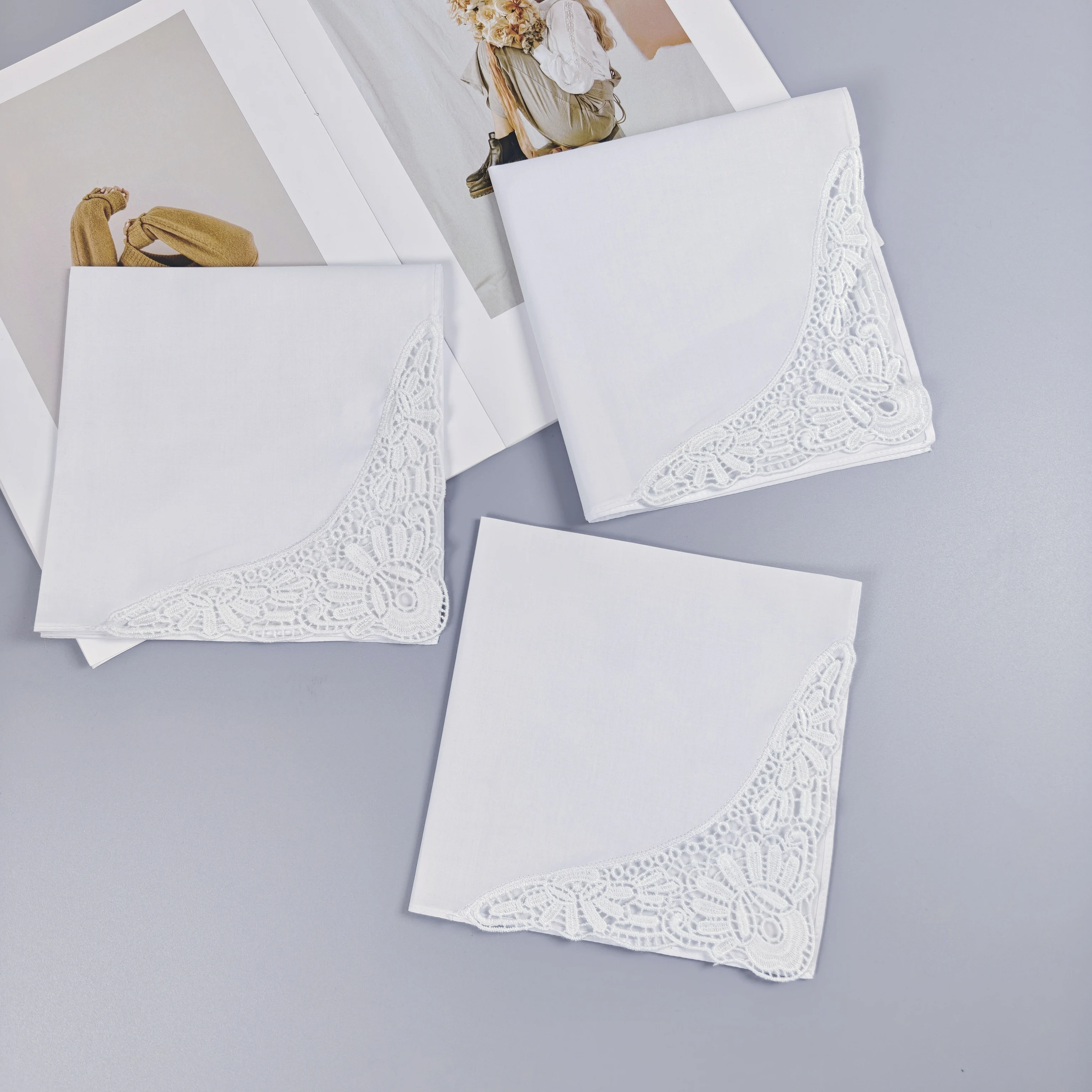 35CM/13,7 Zoll reinweißes, hochdichtes Baumwoll-Spitzen-Taschentuch für Brautjungfernkleider, Hochzeitsdekoration, 2 Stück in der Packung. – Detail 5