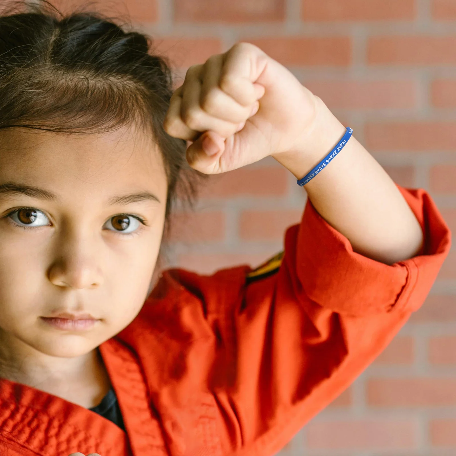 12 قطعة من طاولات الضرب معصمه من السيليكون معصمه للطلاب أداة تعليمية للرياضيات مجموعة أساور مرنة للزينة