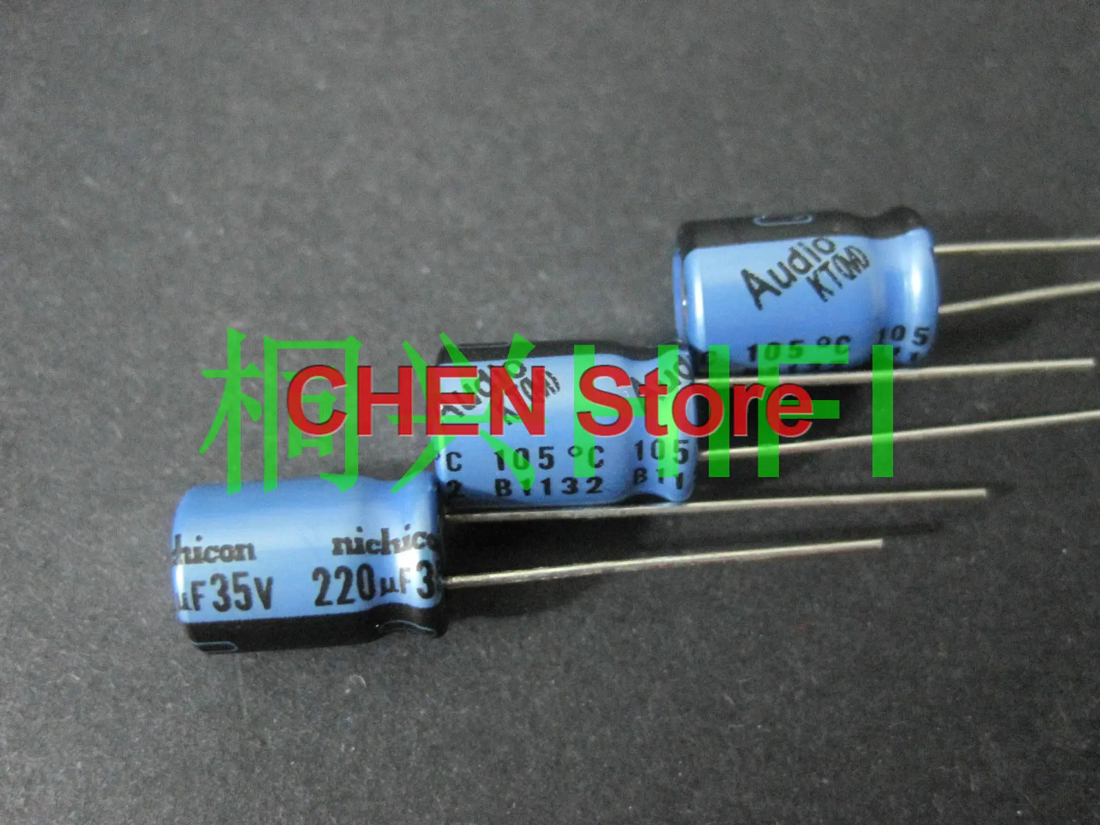 20PCS/50PCS brand new NICHICON KT Audio 35V220UF 8x11.5mm Aluminum electrolytic capacitance 220uf 35v blue 220uf/35v