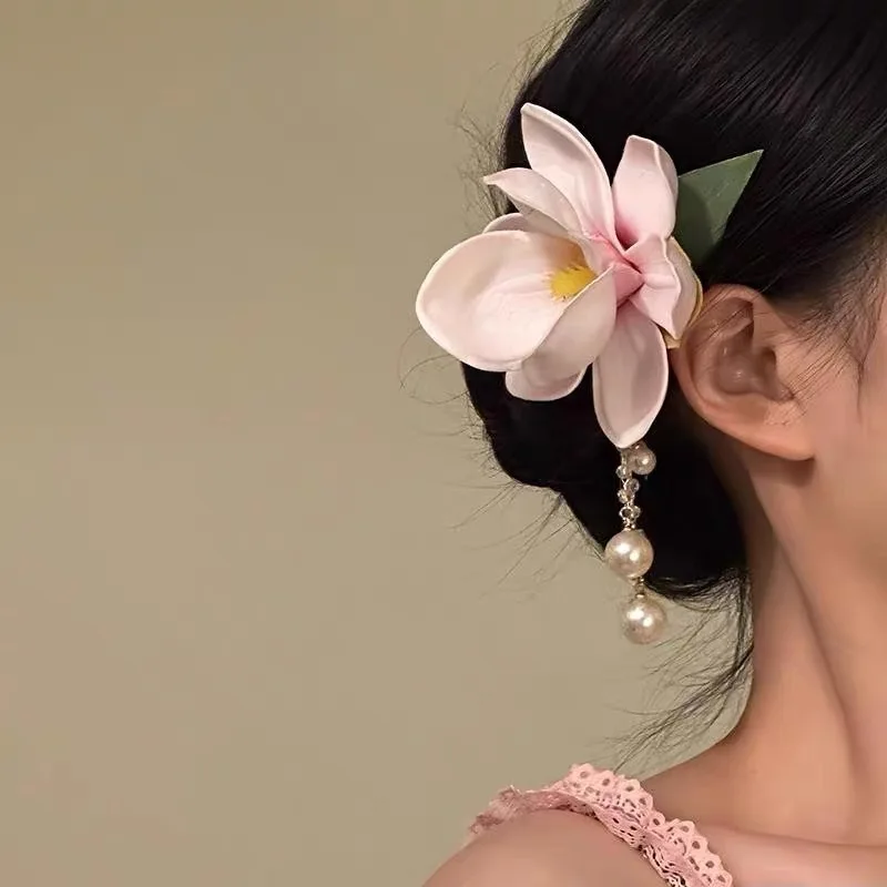 1 pieza bajo la luna flor Dai Súper Hada dulce Clip de pelo Rosa Magnolia Clip de pelo atmósfera sombreros nuevo Clip de agarre