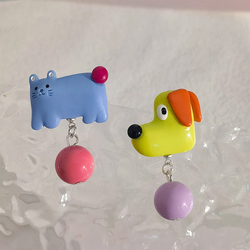 Asymmetrical Puppy and Kitten Cartoon Earrings Cute Animal Design Resin Earrings For Girls Statement Jewelry Kawaii Earring New