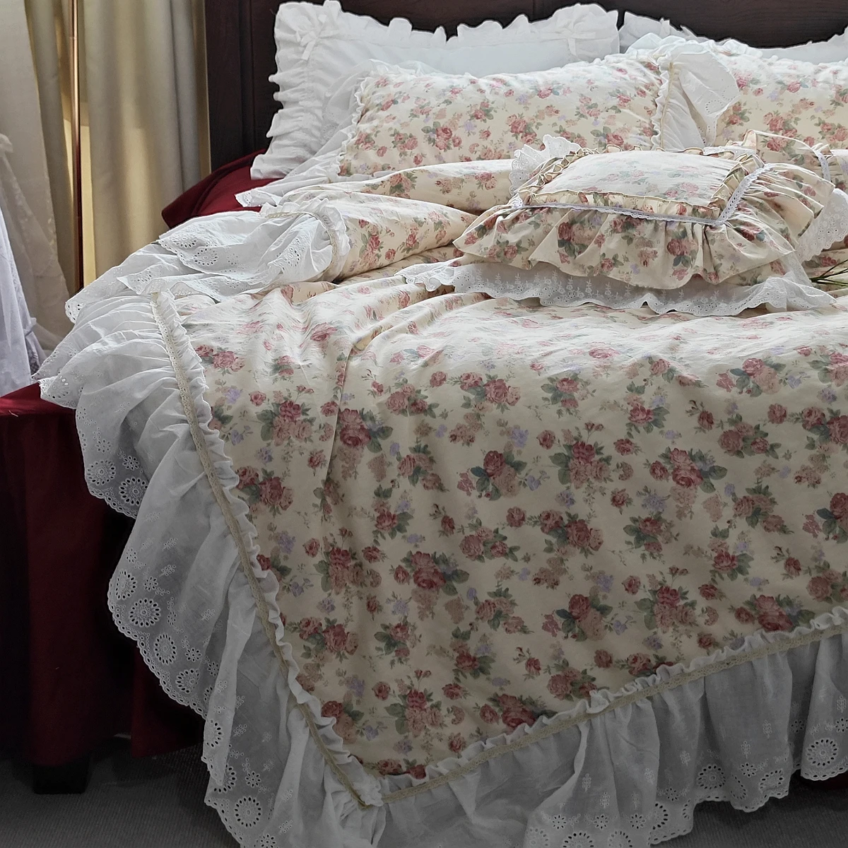 Romantic Princess Style Bedding Set Handmade Luxury King Bedding Sets Elegant Ruffle Lace Duvet Cover Cotton Cloth Linens