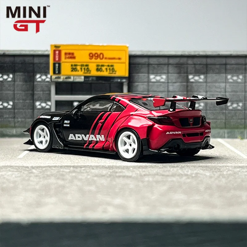 Nuevo Minigt 1:64 Toyota Gr86 # 956 Hks tipo R Advan modelo de coche fundido a presión juguetes coleccionables personalizados adorno de regalo vehículo en miniatura
