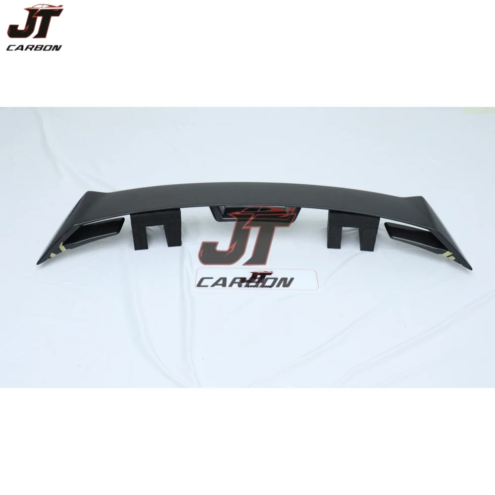 High Quality Carbon Fiber Spoiler For Ford Mustang GT view 5