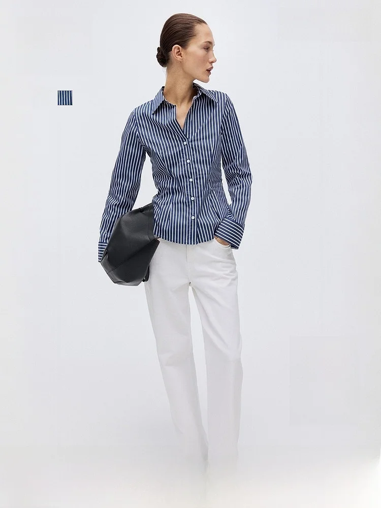 

Женская приталенная футболка H&M High nce Sensation Base Layer Top, весна 2026, повседневная, с пуговицами, из смесового хлопка