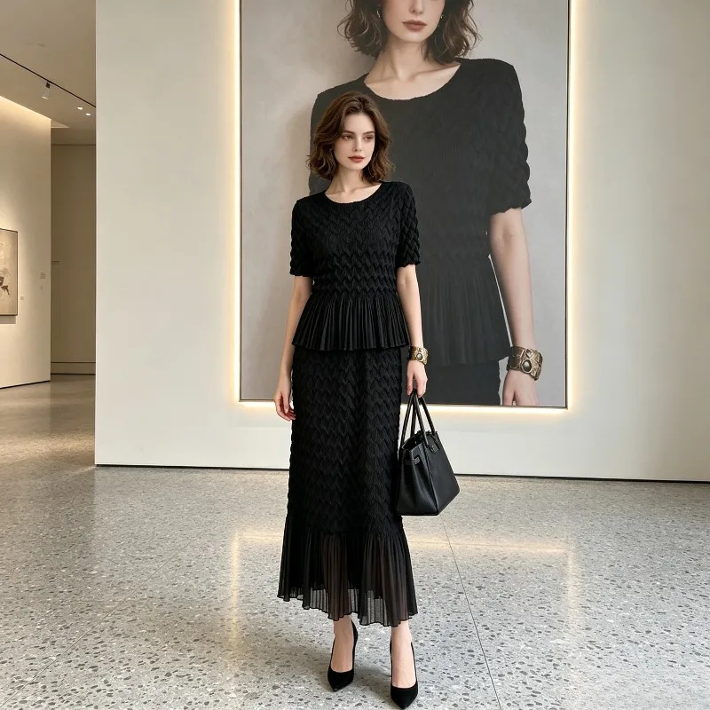 Miyake Pleated 2026 Fashion Set for Women Summer New Style Wrinkled Sleeveless Pleated Casual Top and Skirt Two-Piece Set Pleat