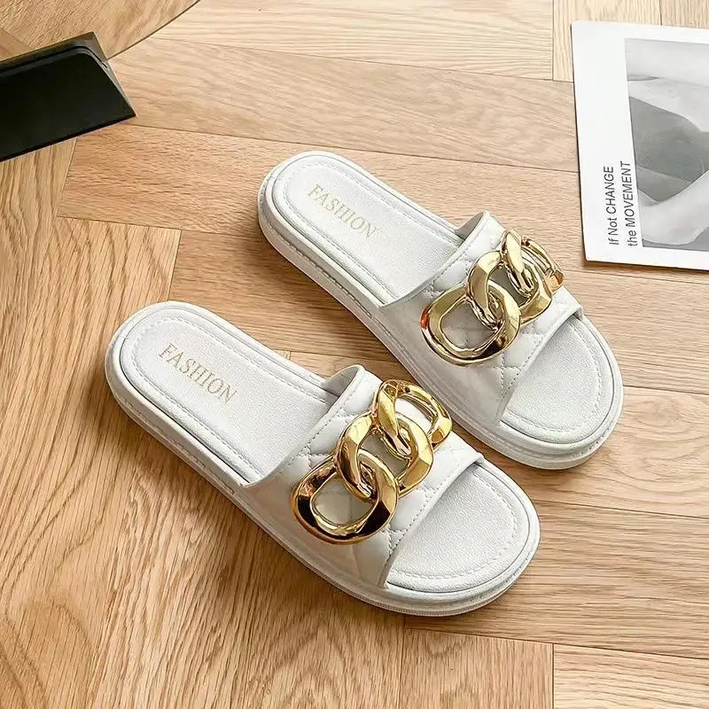 

Новые летние роскошные сандалии, уличная домашняя индивидуальная пляжная обувь, удобные нескользящие женские тапочки с мягкой подошвой, модные туфли на плоской подошве