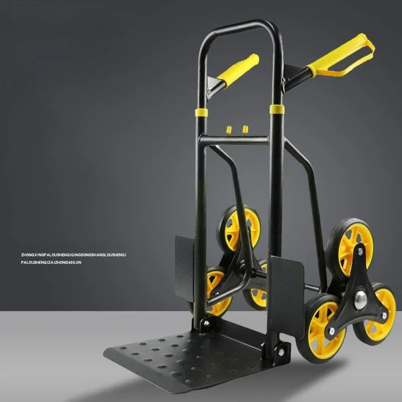 Camion in movimento, scale su e giù