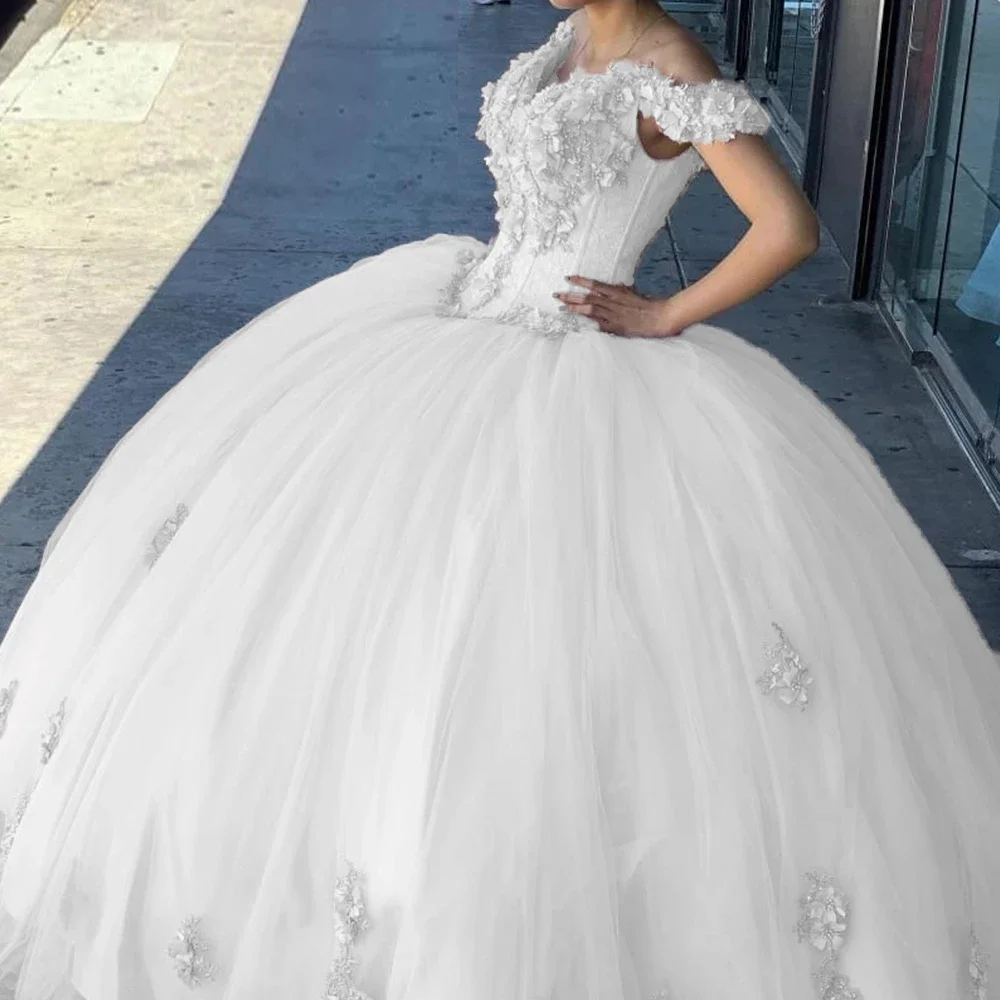 Vestido de baile de quinceañera con escote Corazón, vestido de fiesta de moda, hombros descubiertos, flor 3D, Cenicienta, cumpleaños, caliente, 15