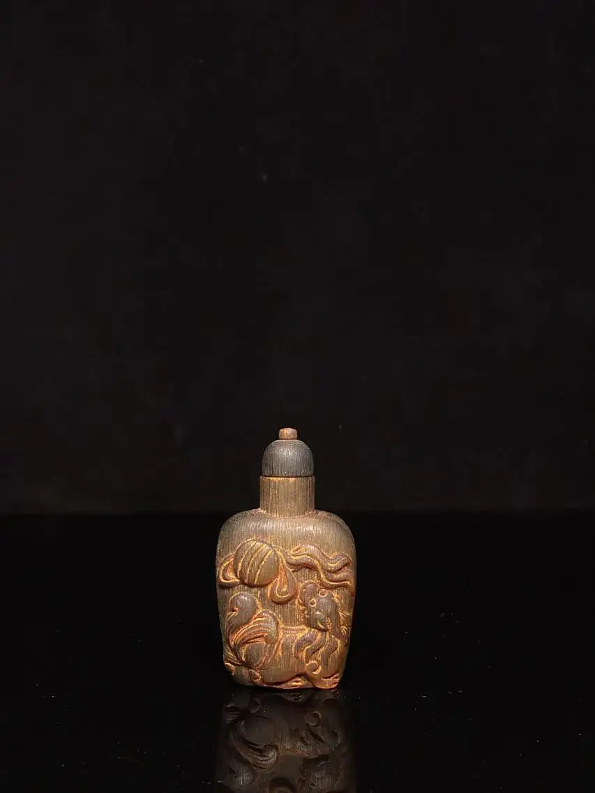 Rare Old Qing Dynasty(YONGZHWNG:1678--1735)Rhinoceros horn snuff bottle,Hand-carved,best adornment&collection,free shipping