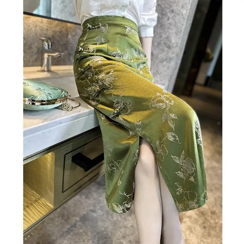 

Chinese Style Retro Skirt for Women 2024 Summer High-waisted Slim Hip-covering Disc Buckle Slit Casual Green Retro Skirt