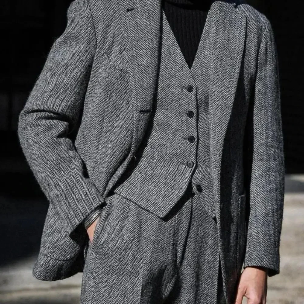 

Luxury High-end Herringbone Men Suit 3 Pieces Business Blazer Vest Pants Wedding Groom Formal Work Party Causal Tailored Set