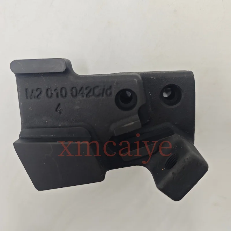 M2.010.041 M2.010.042 SM74 Ink Roller Bearing Seat Printing Machinery Spare Parts Durable