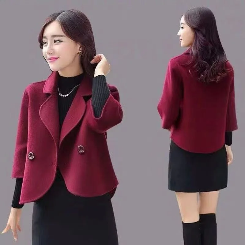 

Small Woolen Short Coat 2024 Spring And Autumn New Fashion Korean Version Of The Top Fashion Seven-point Sleeve Suit Jacket