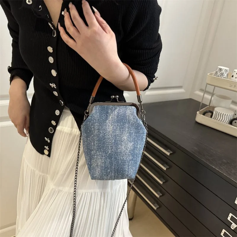 Bolso cruzado clásico Popular de cuero de alta gama para mujer, bolso diario con acabado elegante a la moda de marca de lujo ​