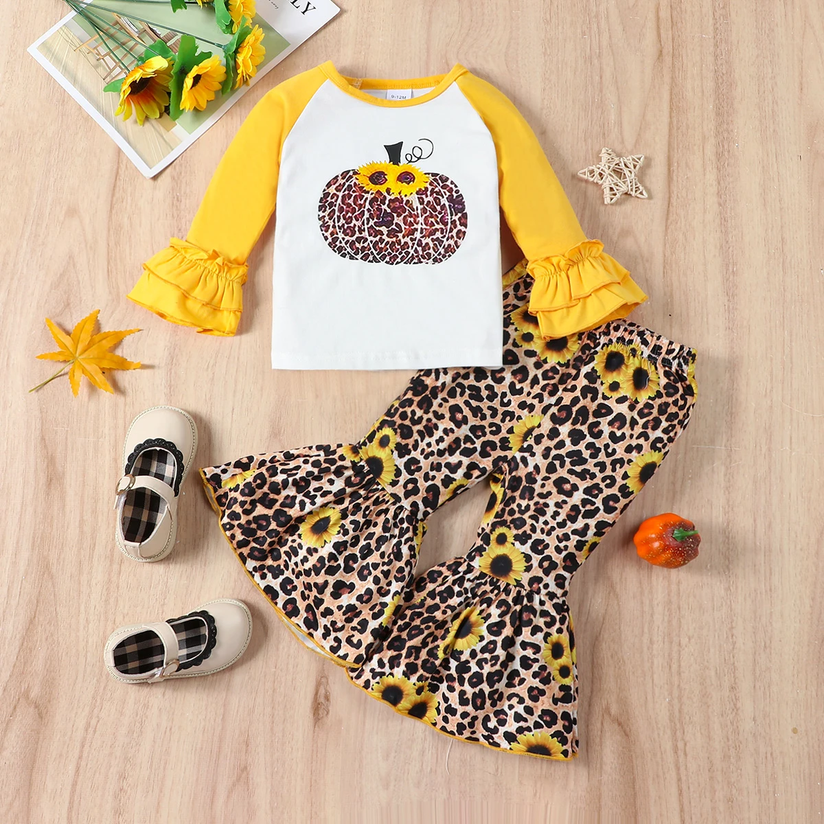 Fashionable leopard print round neck contrasting shoulder long sleeved top+leopard print speaker pants baby girl set