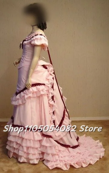 Vintage Pink Victorian Wedding Dress Customized Round Neck Snap Shoulder Elegant Lace Ruffles A-line Train Ruffles Wedding Dress