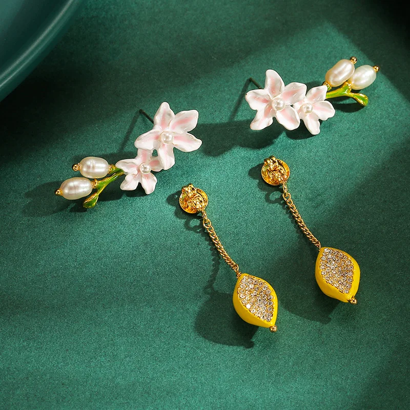 New Chinese Style Fresh Oil Painted Glaze Flowers Leaves Fruit Exquisite Creative Detachable Earrings