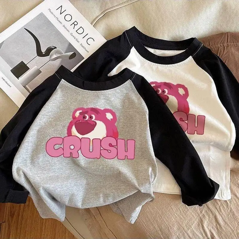 

Детская футболка с длинными рукавами, весенне-осенние футболки с милым принтом клубничного медведя для мальчиков и девочек, корейские повседневные детские топы с круглым вырезом