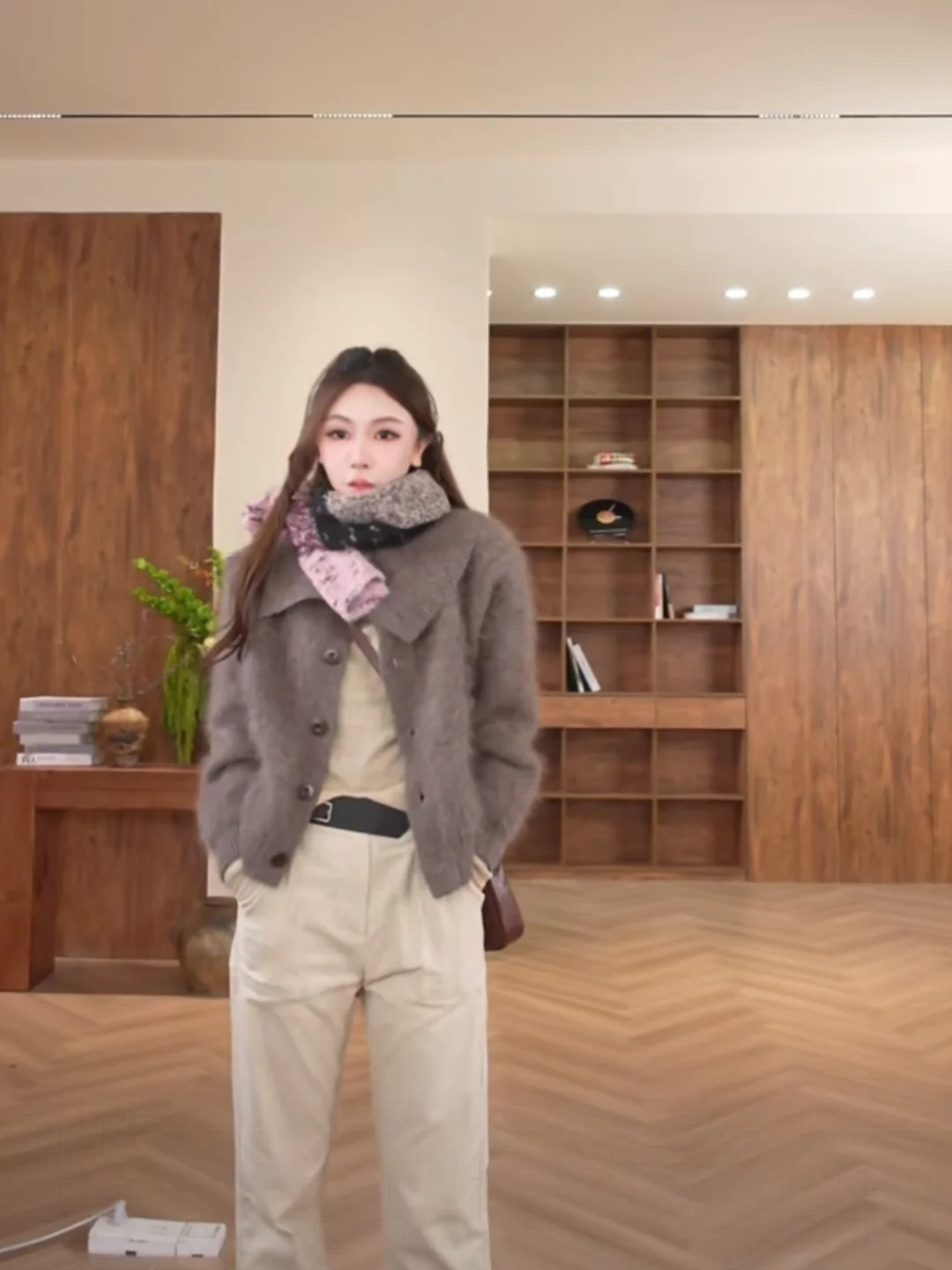 

Легкое шерстяное пальто свободного кроя для женщин: теплое, модное, с длинными рукавами, осенне-зимнее, с эффектом «звездного притяжения»