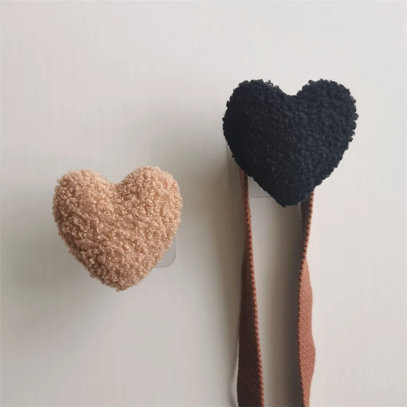 Love Heart Wall Hook Wooden Sticky Hooks Towel Coats Storage Holders Nordic Kids Room Decoration Minimalist Wardrobe Door Decor