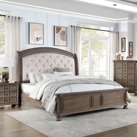 The master bedroom features a 1.8-meter carved double high-end 1.5-meter princess bed
