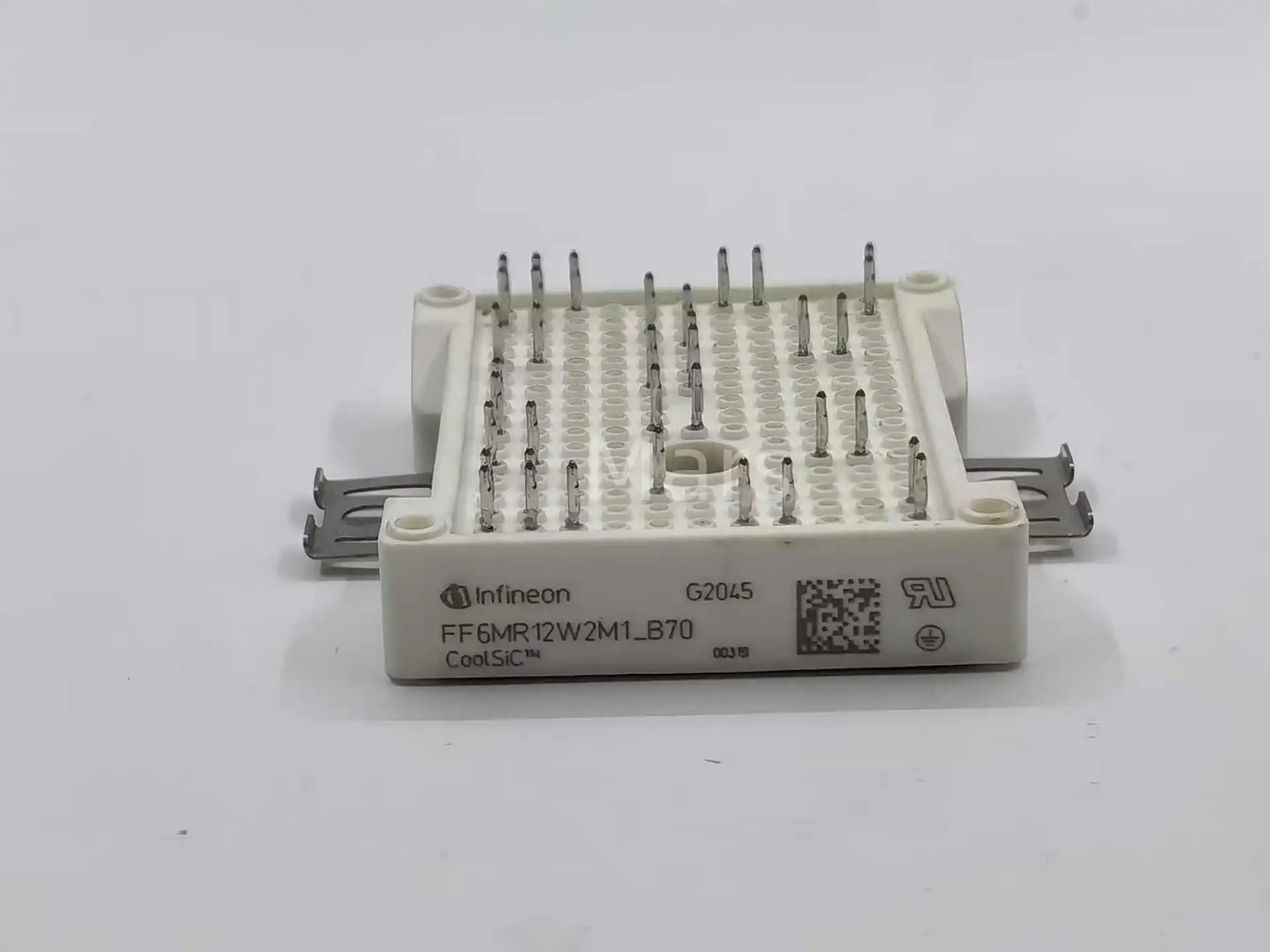 

FF6MR12W2M1-B70 FF6MR12W2M1-B11 NEW AND ORIGINAL MODULE