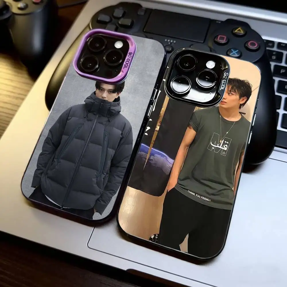 

Japanese M-Mackenyu Actor Phone Case For iPhone 17,16,15,14,13,12,11 Plus,Pro Max,XS,Colored Silver Plated Inside Cover