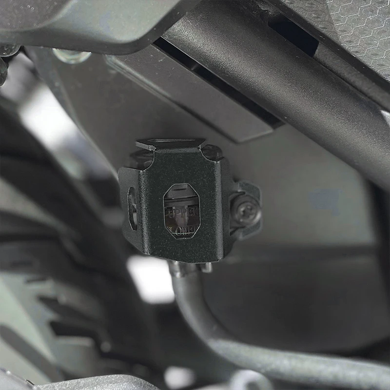 

For Ducati Desert X DesertX Tank Oil Cup Guard Moto Rear Fluid Reservoir Cover Oil Cup Protector DESERTX