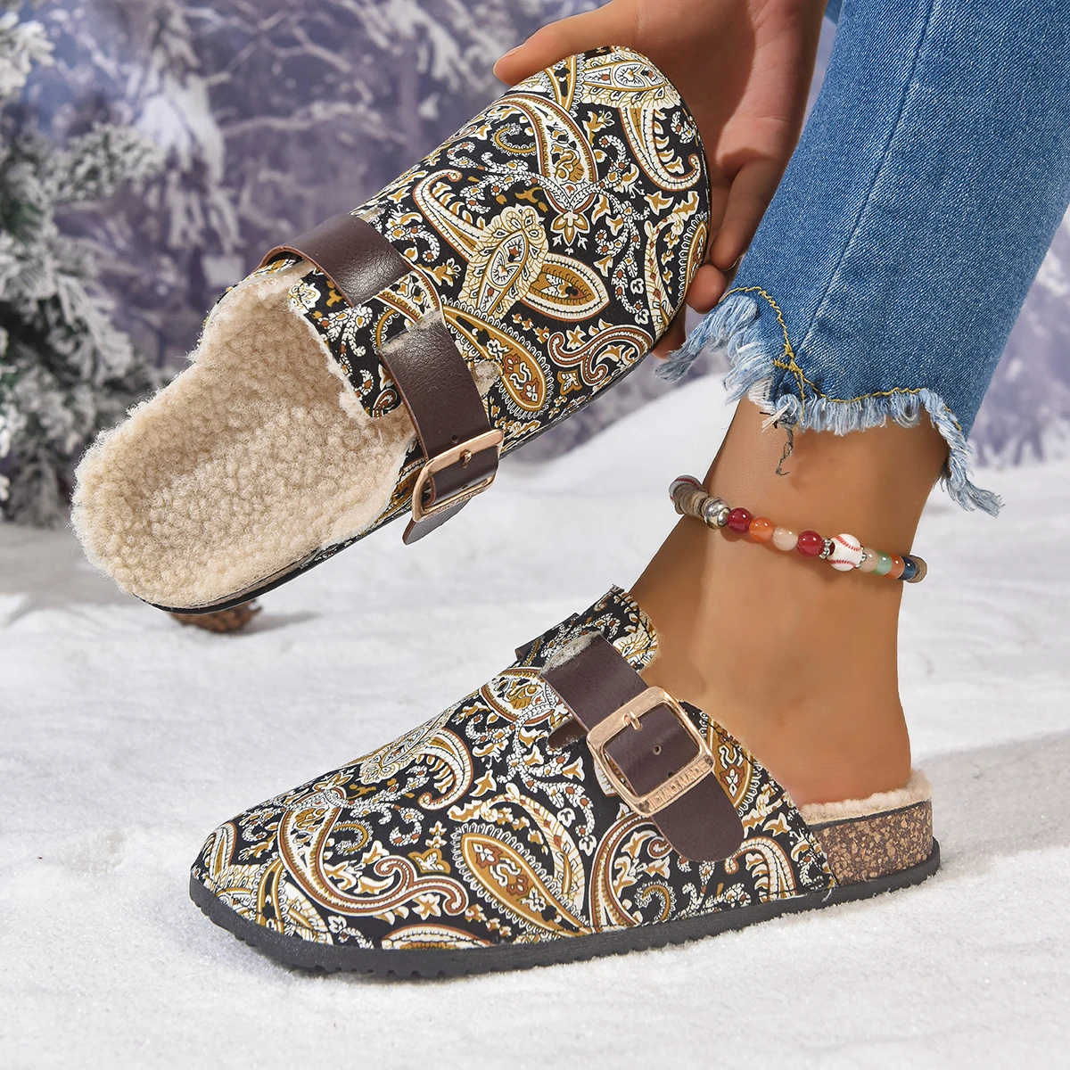 2025 جديد إمرأة نعال مسطحة مريحة الشقق الصنادل بوهيميا الأحذية الرومانية للنساء المضادة للانزلاق شباشب على الموضة الشرائح النساء #5