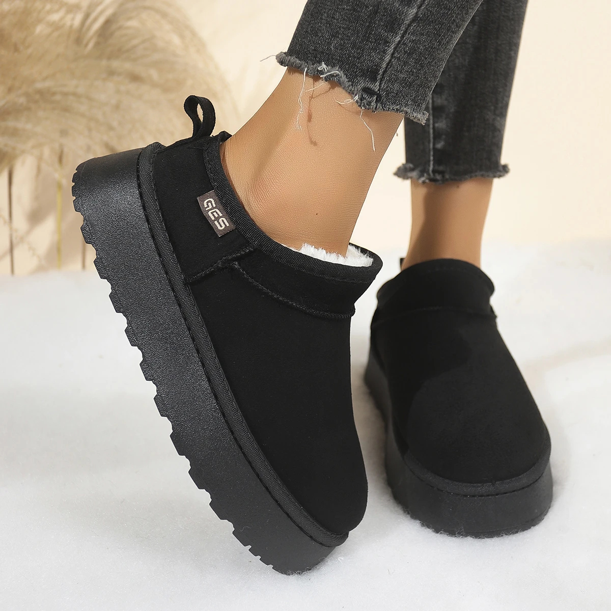 Winter Women Thermal Insulated Platform Snow Boots Faux Suede Non Slip Faux Fur Lined Casual Outdoor Daily Walking Shoes - view 6