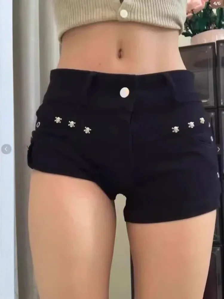 Thumbnail 2 - #7 Latest Denim Jeans Updates