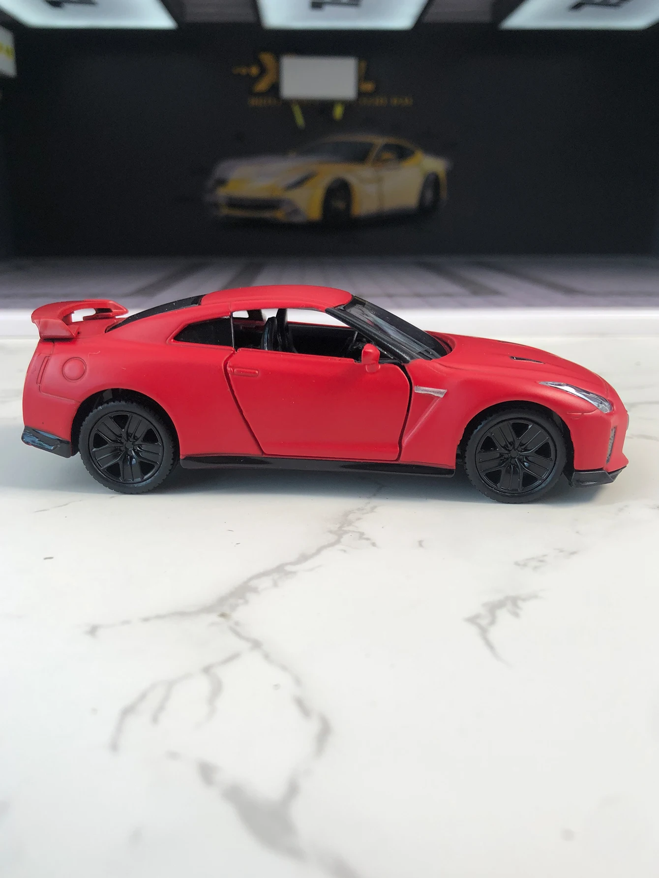 RMZ City1:36 имитация модели автомобиля из цинкового сплава Nissan GT-R35, статическое украшение, металлический коллекционный подарочный автомобиль
