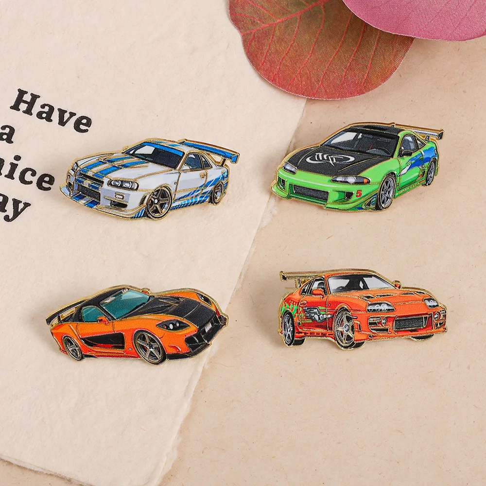 Cartoon Brooch Interesting Car Shape Metal Badge Small Gift Wholesale Decorative Brooches Lapel Pins for Backpacks Cap Pin Bag