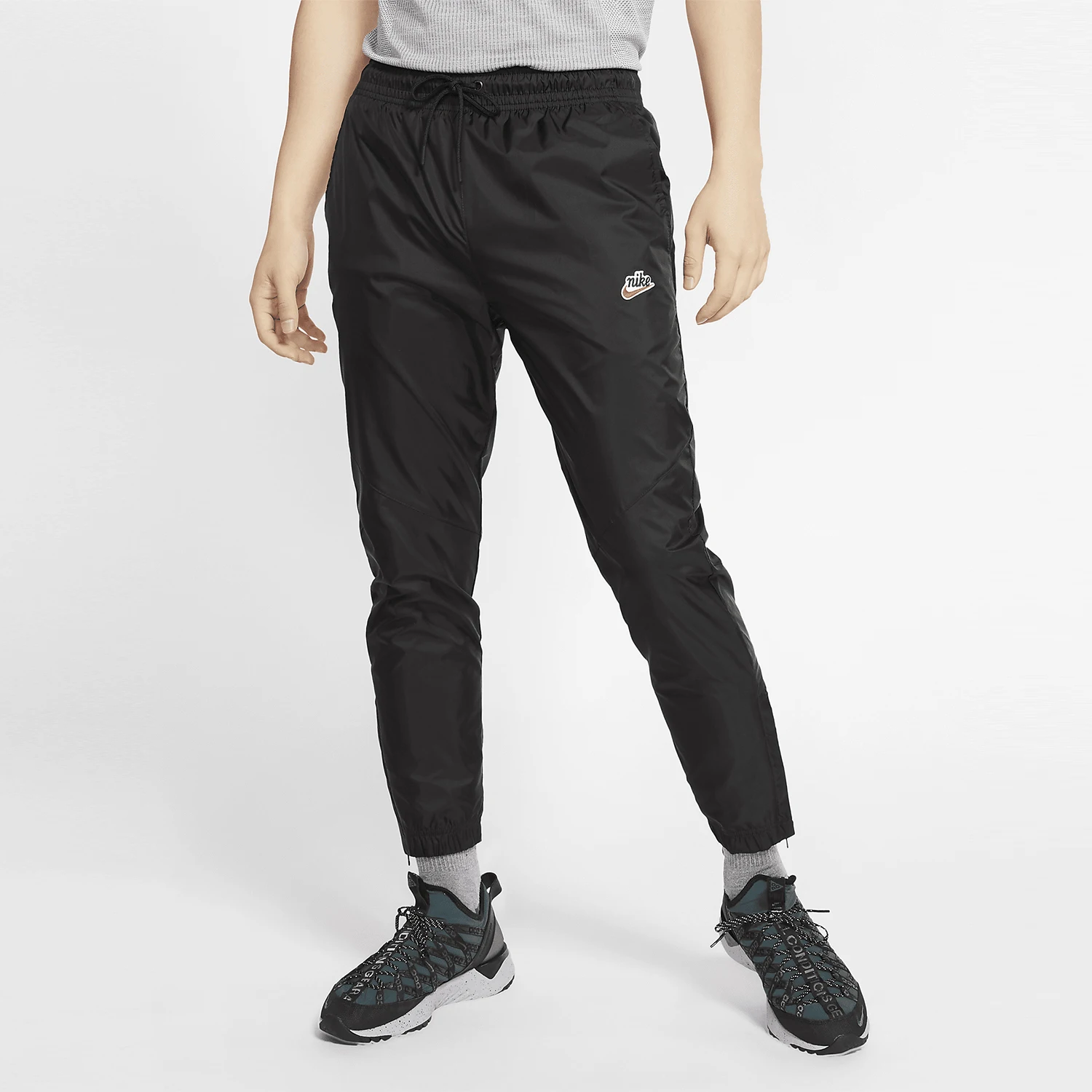 

Оригинальные мужские брюки Nike Sportswear Windrunner CQ8917-010