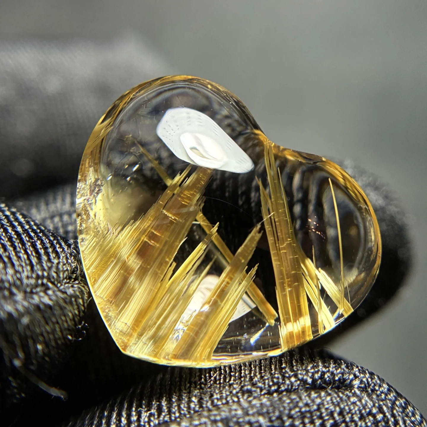 

Natural Gold Rutilated Quartz Pendant Jewelry Rectangle 17.4*15.1*8.3mm Heart Love Men Women Brazil AAAAAAA