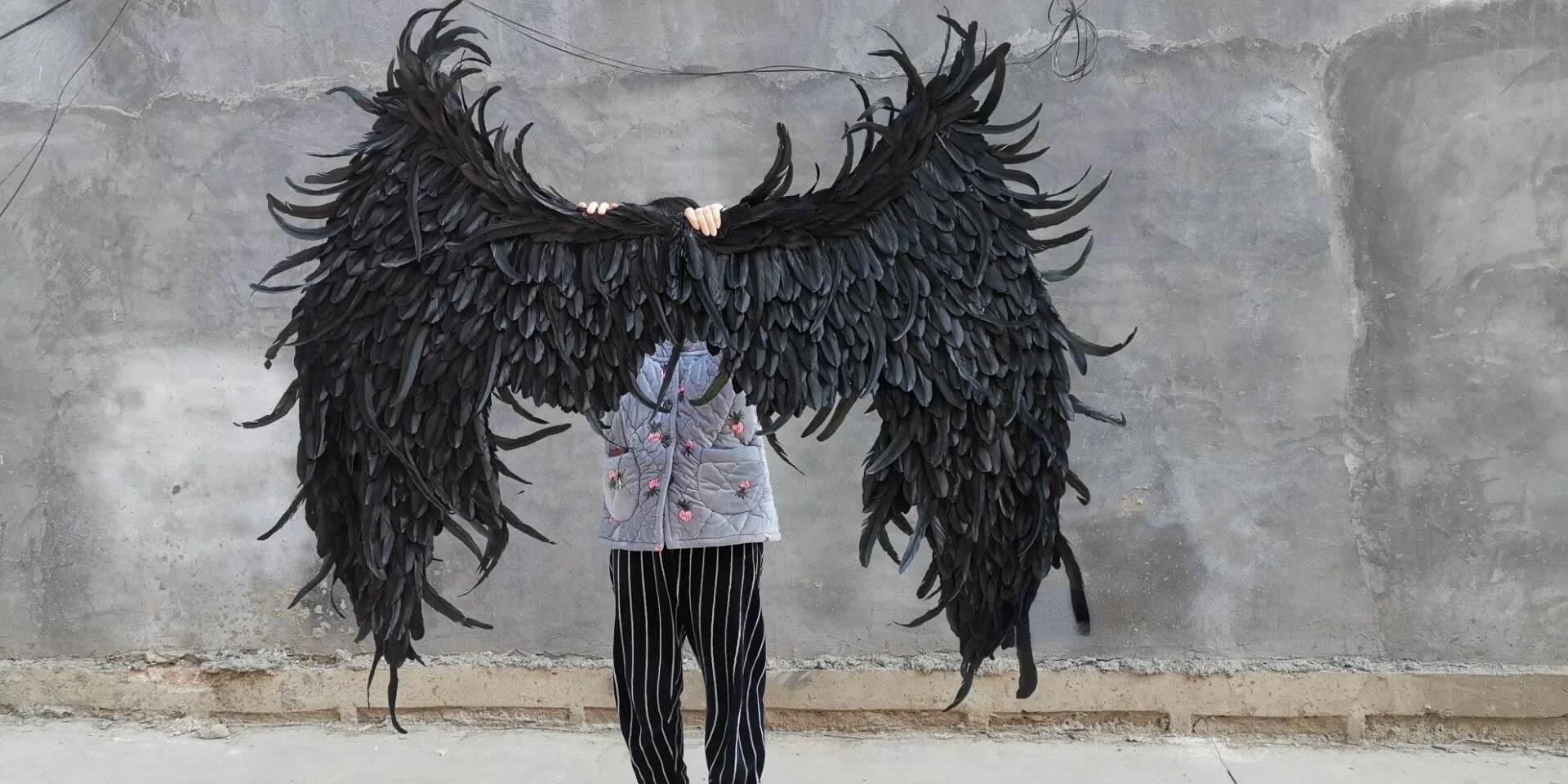 Large size creative props white Angel wings for activity Stage show Cosplay costume black Devil feather wings 160X130CM