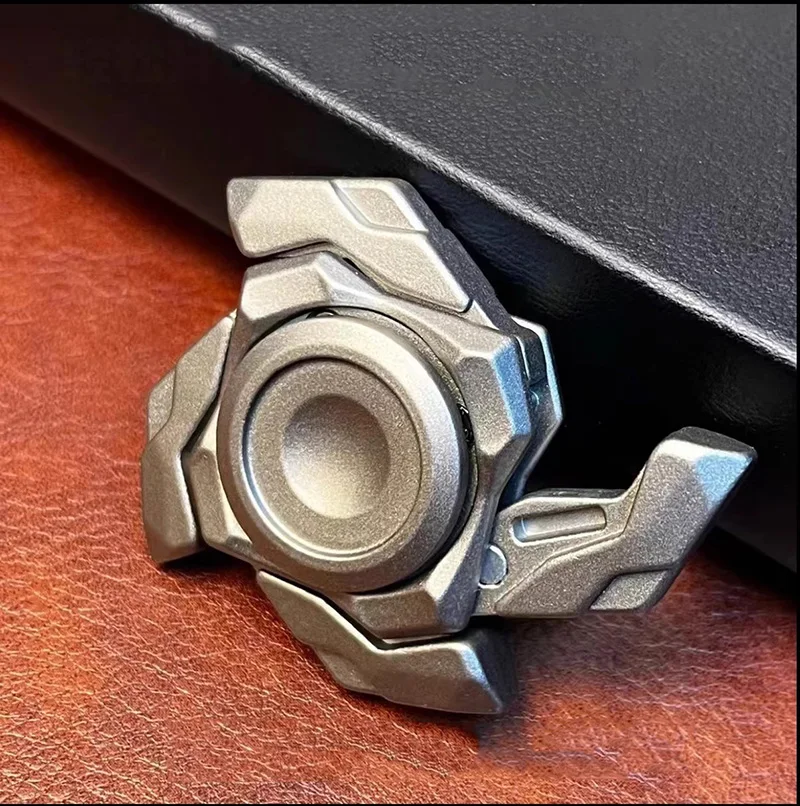 Mini Open Armor Gyro EDC Fidget Sliders Spinning Metal Top Fidget Toys Sollievo dallo stress per adulti Giocattoli giroscopici magnetici in metallo